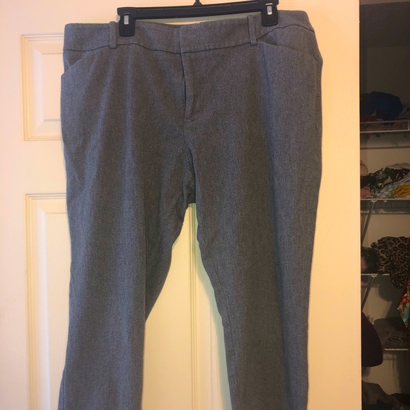 A New Day Gray Ankle-Length Trousers - Picture 1 of 2